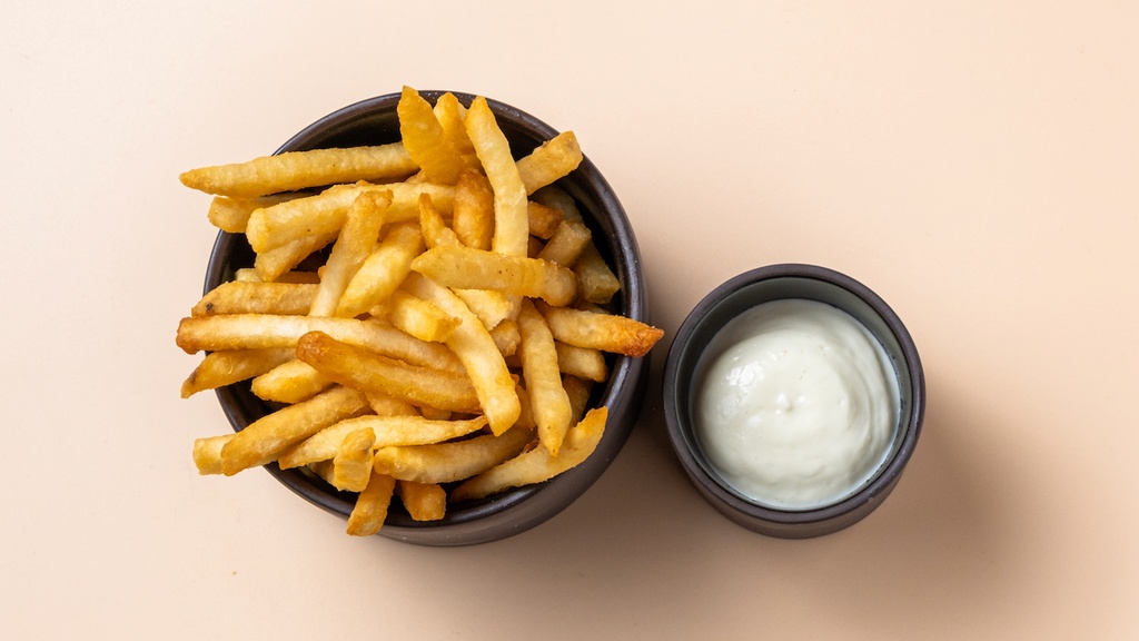 Fries & aioli